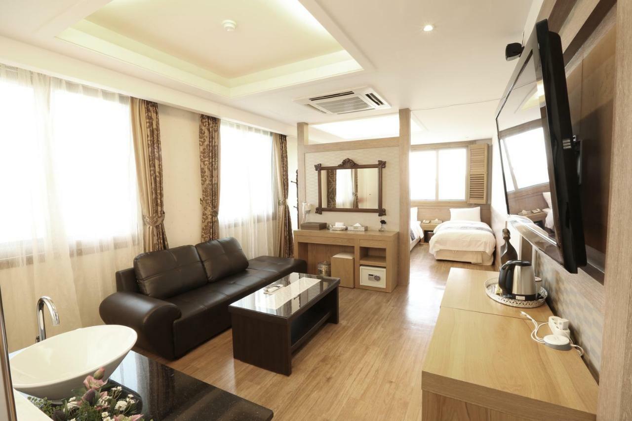 Incheon Prince Hotel ภายนอก รูปภาพ