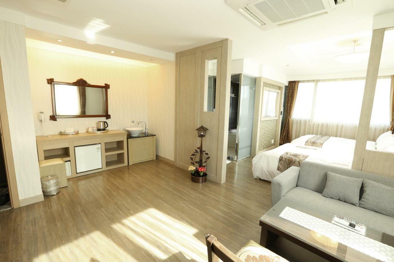 Incheon Prince Hotel ภายนอก รูปภาพ
